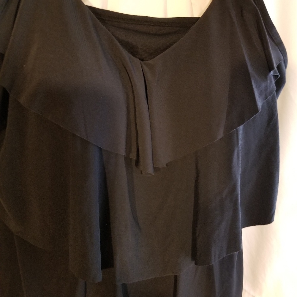 Swim top with bottoms in black.